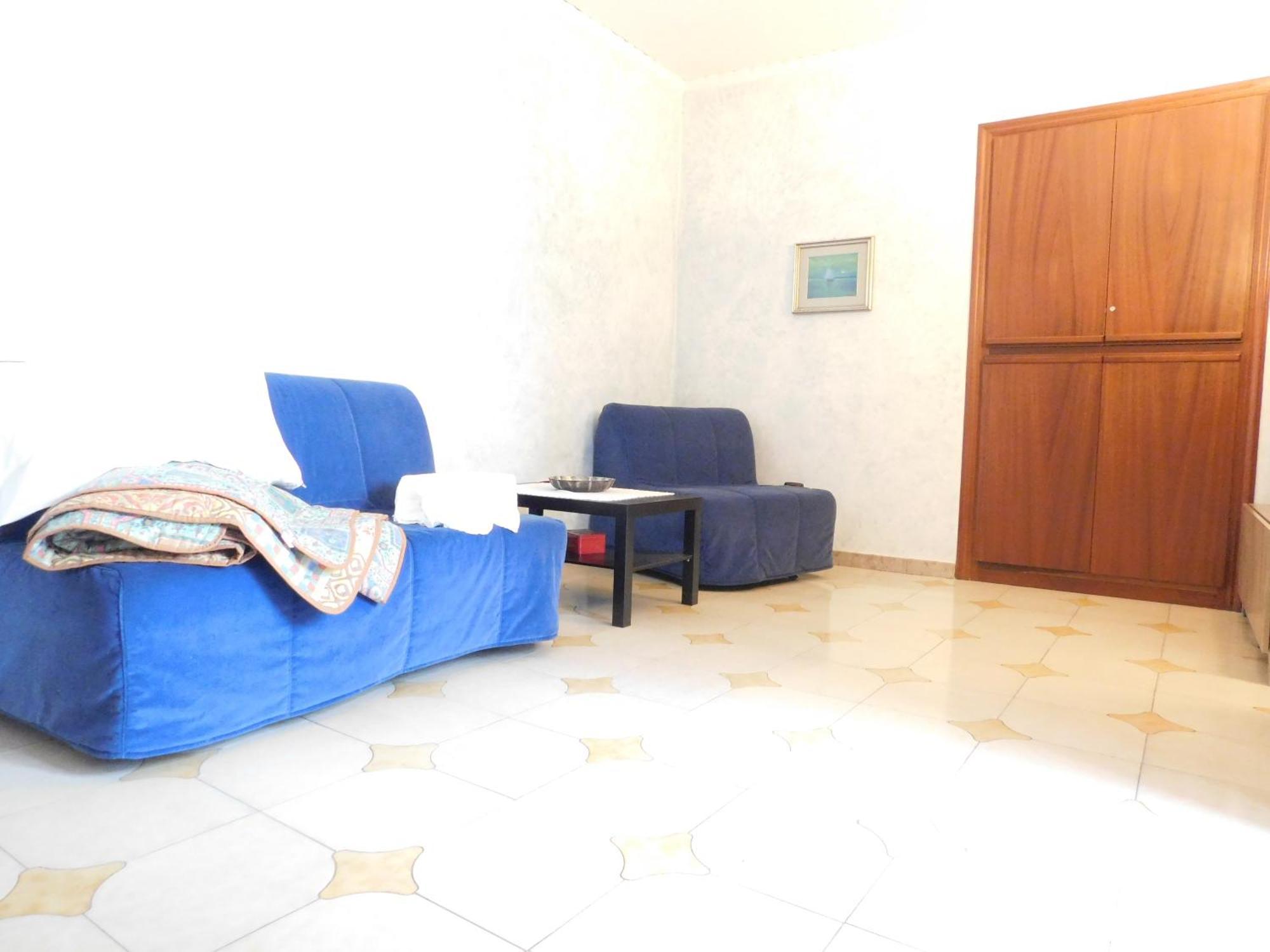 Piacevole Appartamento Chiaia Naples Luaran gambar